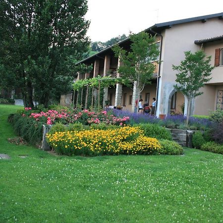 Palazzago Bio&B Cascina Montebello المظهر الخارجي الصورة